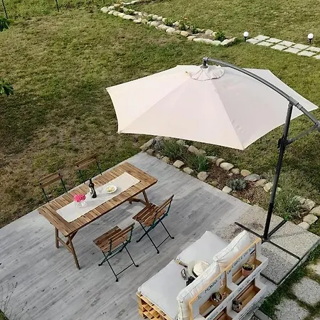 Il Giardino Di Marzo * Monti di Licciana Nardi