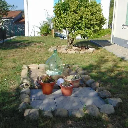 Il Giardino Di Marzo Monti di Licciana Nardi